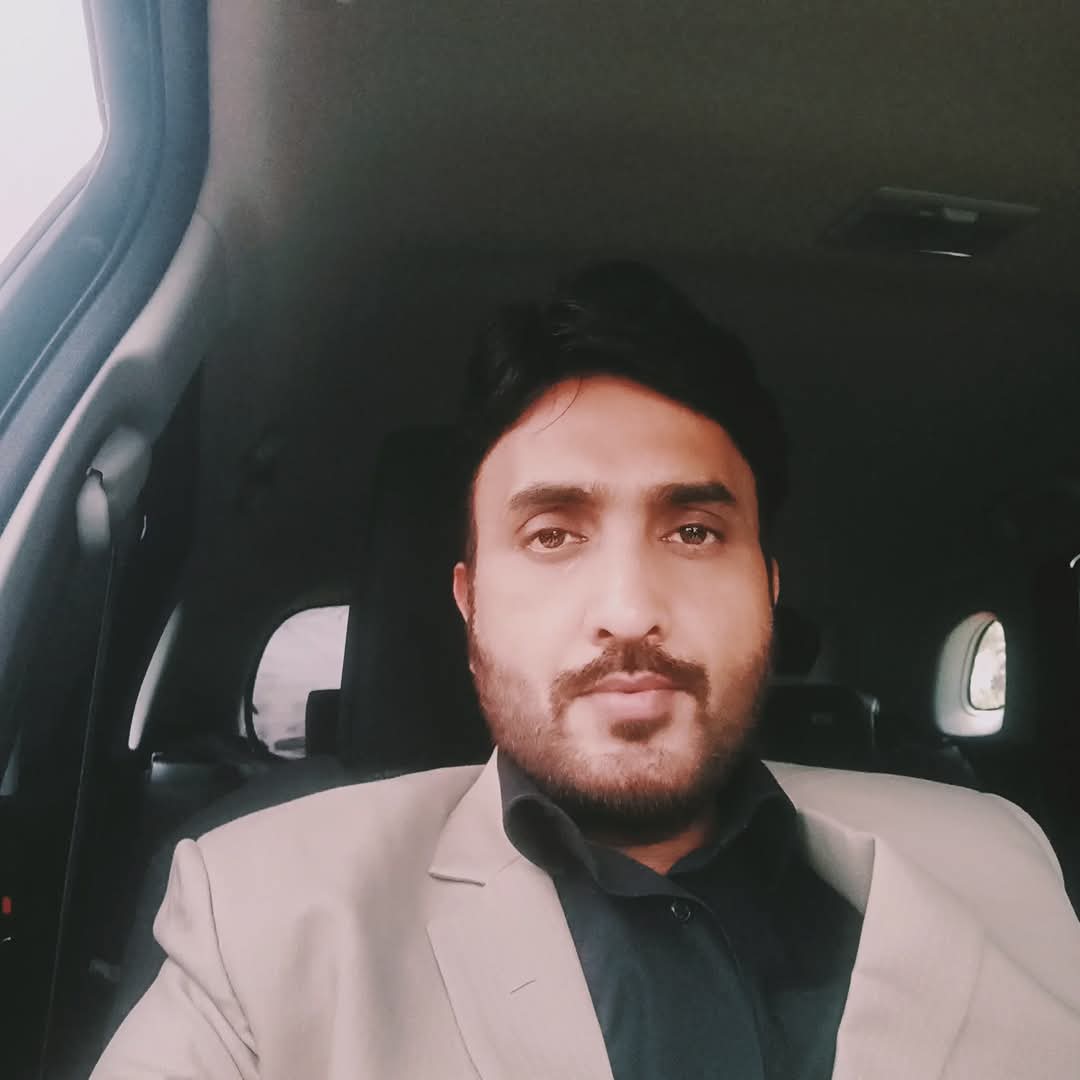 Founder Vivek Yadav